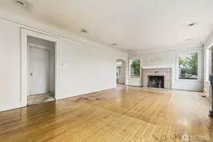 1142 N 77th St, Seattle, WA 98103 - Photo 11