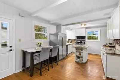 2342 N 137th Street, Seattle, WA 98133 - Photo 9