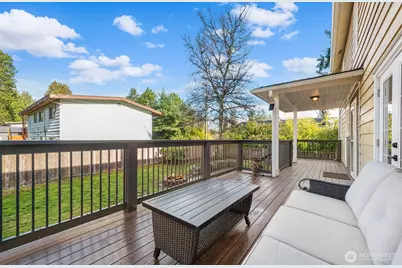 2342 N 137th Street, Seattle, WA 98133 - Photo 39