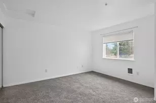 1001 W Casino Rd, Everett, WA 98204 - Photo 9