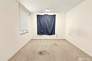 8902 30th Ave NW, Seattle, WA 98117 - Photo 17