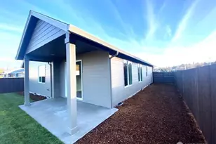 520 Rainbow Way, Kelso, WA 98626 - Photo 7