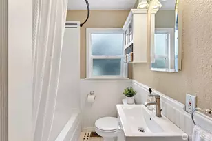 824 S State St, Tacoma, WA 98405 - Photo 13