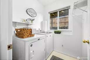 2210 180th St SW, Lynnwood, WA 98037 - Photo 19
