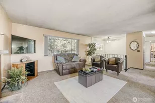 19114 60th St E, Lake Tapps, WA 98391 - Photo 5