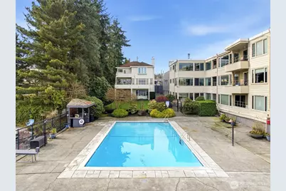 1600 43rd Avenue E #209, Seattle, WA 98112 - Photo 23