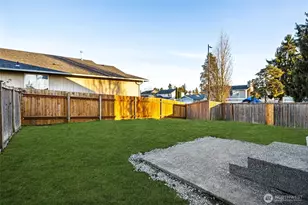 9041 S Sheridan Ave, Tacoma, WA 98444 - Photo 23