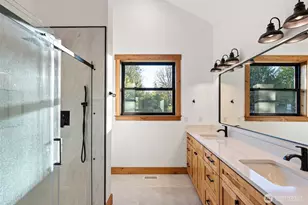 42524 Dean Kreger Rd E, Eatonville, WA 98328 - Photo 15