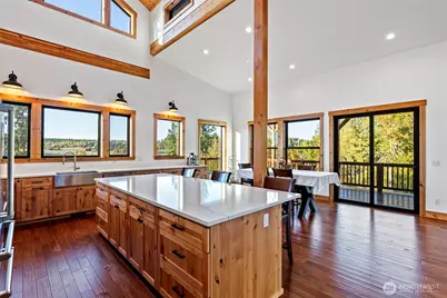 42524 Dean Kreger Rd E, Eatonville, WA 98328 - Photo 11