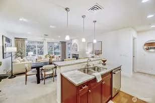 45 Pine St, Edmonds, WA 98020 - Photo 9