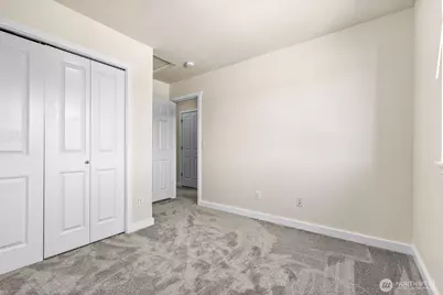 15623 44th Place W #Unit B, Lynnwood, WA 98087 - Photo 19