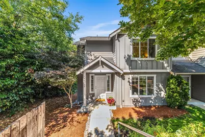 15623 44th Place W #Unit B, Lynnwood, WA 98087 - Photo 1