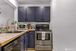 10500 Mt Baker Hwy, Deming, WA 98244 - Photo 9