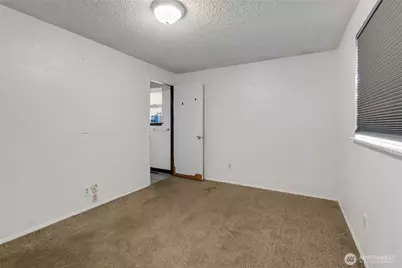 8214 Woodbourne Drive SW, Lakewood, WA 98499 - Photo 11