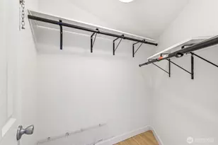 12600 SE 42nd St, Bellevue, WA 98006 - Photo 11