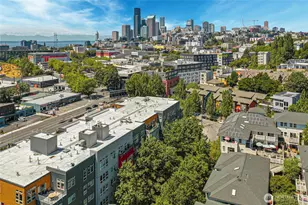 827 Hiawatha Pl S, Seattle, WA 98144 - Photo 25