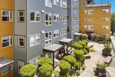 827 Hiawatha Place S #405, Seattle, WA 98144 - Photo 17