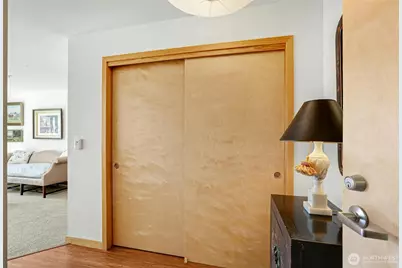 827 Hiawatha Place S #405, Seattle, WA 98144 - Photo 3