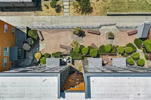 827 Hiawatha Pl S, Seattle, WA 98144 - Photo 23