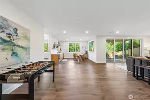 10204 NE 43rd St, Kirkland, WA 98033 - Photo 29