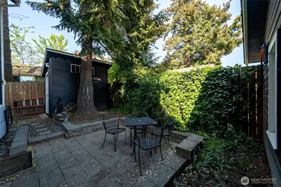 2404 Cherry Street, Bellingham, WA 98225 - Photo 33