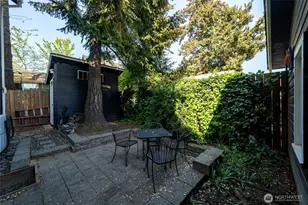 2404 Cherry St, Bellingham, WA 98225 - Photo 33