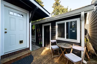 2404 Cherry Street, Bellingham, WA 98225 - Photo 31