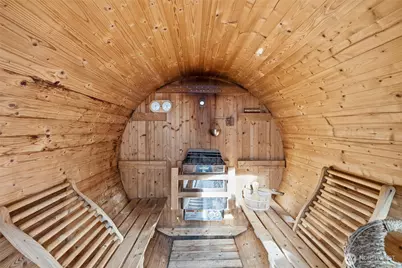 2404 Cherry Street, Bellingham, WA 98225 - Photo 33