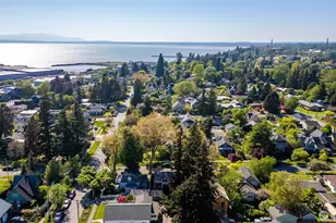 2404 Cherry St, Bellingham, WA 98225 - Photo 37