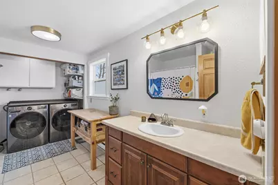 2404 Cherry Street, Bellingham, WA 98225 - Photo 19