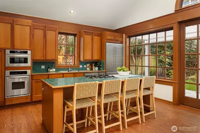 7016 28th Avenue NE, Seattle, WA 98115 - Photo 9