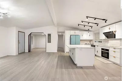 28000 NE 142nd Place #121, Duvall, WA 98019 - Photo 11