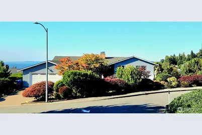 1133 Emerald Hills Drive, Edmonds, WA 98020 - Photo 5