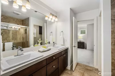 297 NE Denny Way, Issaquah, WA 98029 - Photo 17