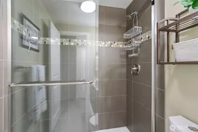 14206 NE 181st Place #L-305, Woodinville, WA 98072 - Photo 19