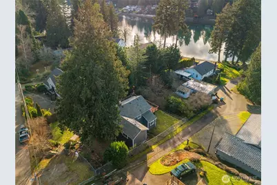 1819 S Marine Drive, Bremerton, WA 98312 - Photo 25