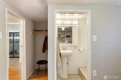 1819 S Marine Drive, Bremerton, WA 98312 - Photo 19