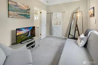 1906 E Union Street, Seattle, WA 98122 - Photo 13