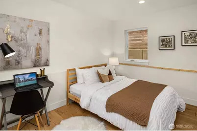 2337 10th Avenue E #D, Seattle, WA 98102 - Photo 7