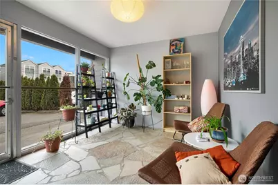 11521 Greenwood Avenue N, Seattle, WA 98133 - Photo 7