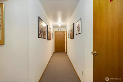 11521 Greenwood Avenue N, Seattle, WA 98133 - Photo 13