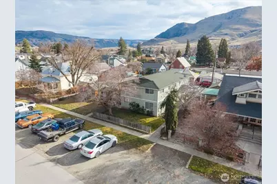 316 E Wapato Avenue #1, Chelan, WA 98816 - Photo 29