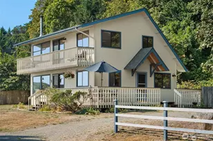 27523 SW Sandy Shores Dr, Vashon, WA 98070 - Photo 3