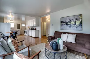 14043 Burke Ave N, Seattle, WA 98133 - Photo 3