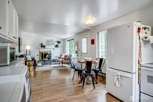 14043 Burke Ave N, Seattle, WA 98133 - Photo 11