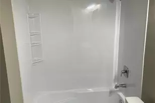 517 Burnett Ave S, Renton, WA 98057 - Photo 17