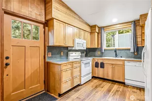 51 Landgrove Ln, Sequim, WA 98382 - Photo 7