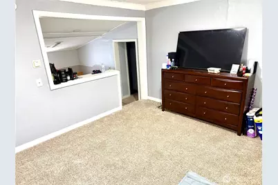 11040 11th Ave SW, Seattle, WA 98146 - Photo 3