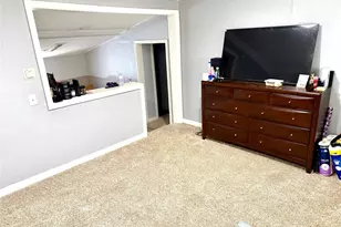 11040 11th Ave SW, Seattle, WA 98146 - Photo 3