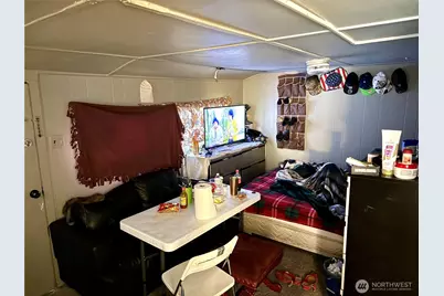 11040 11th Ave SW, Seattle, WA 98146 - Photo 15